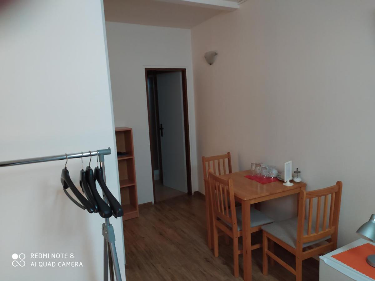 Breclav Centrum Extérieur photo